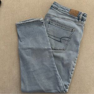 american eagle mom jeans